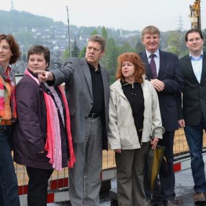 Gemeinsam mit den Bundestagsabgeordneten Sabine Bätzing-Lichtenthäler (l.) und Willi Brase (3.v.l.) verschafften sich die Siegener SPD-Stadtverbandsvorsitzende Tanja Wagener (2.v.l.), Fraktionschef Detlef Rujanski (2.v.r.) sowie die beiden Niederscheldene